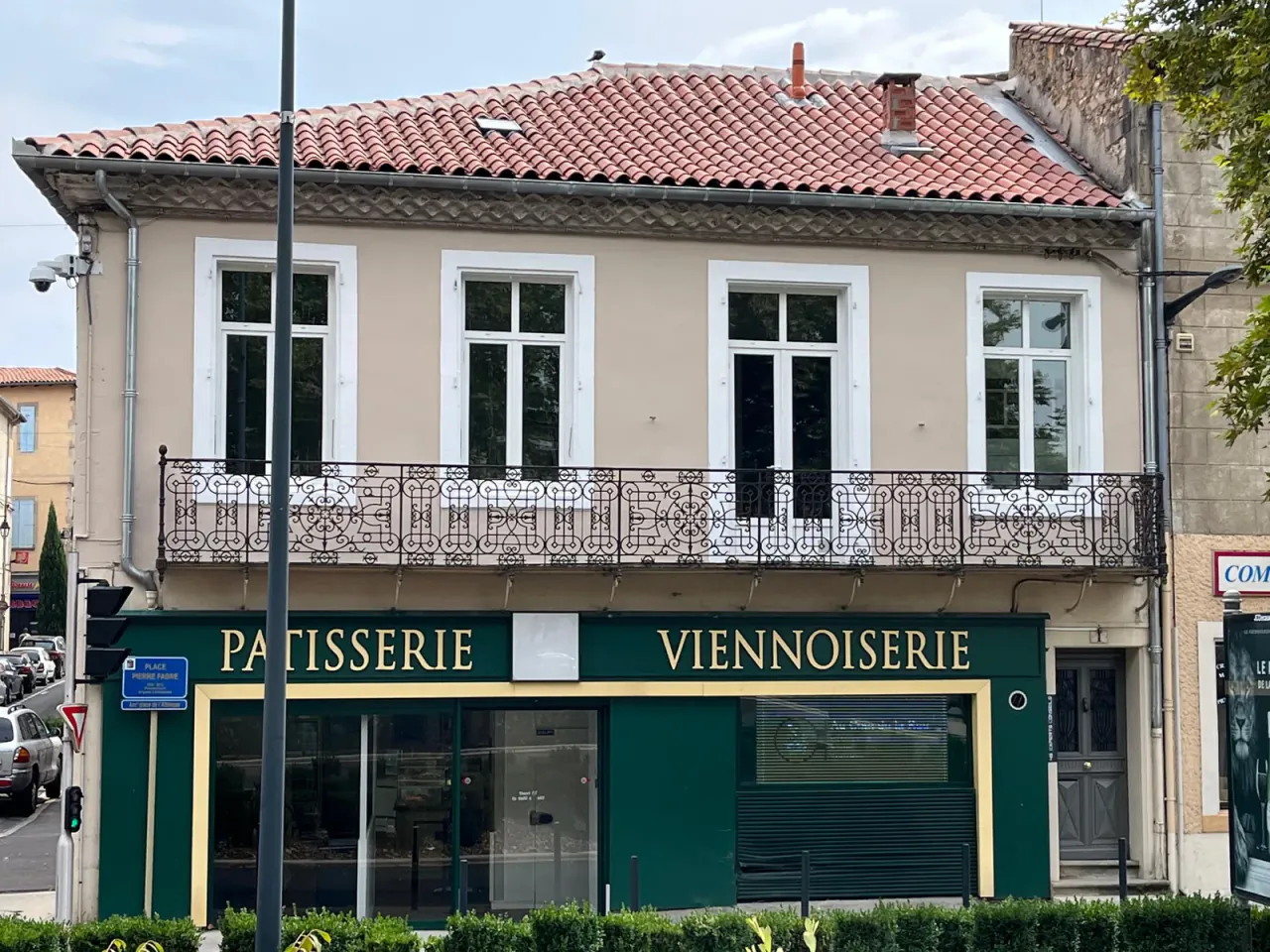 Ravalement de façade de commerce terminé à Albi